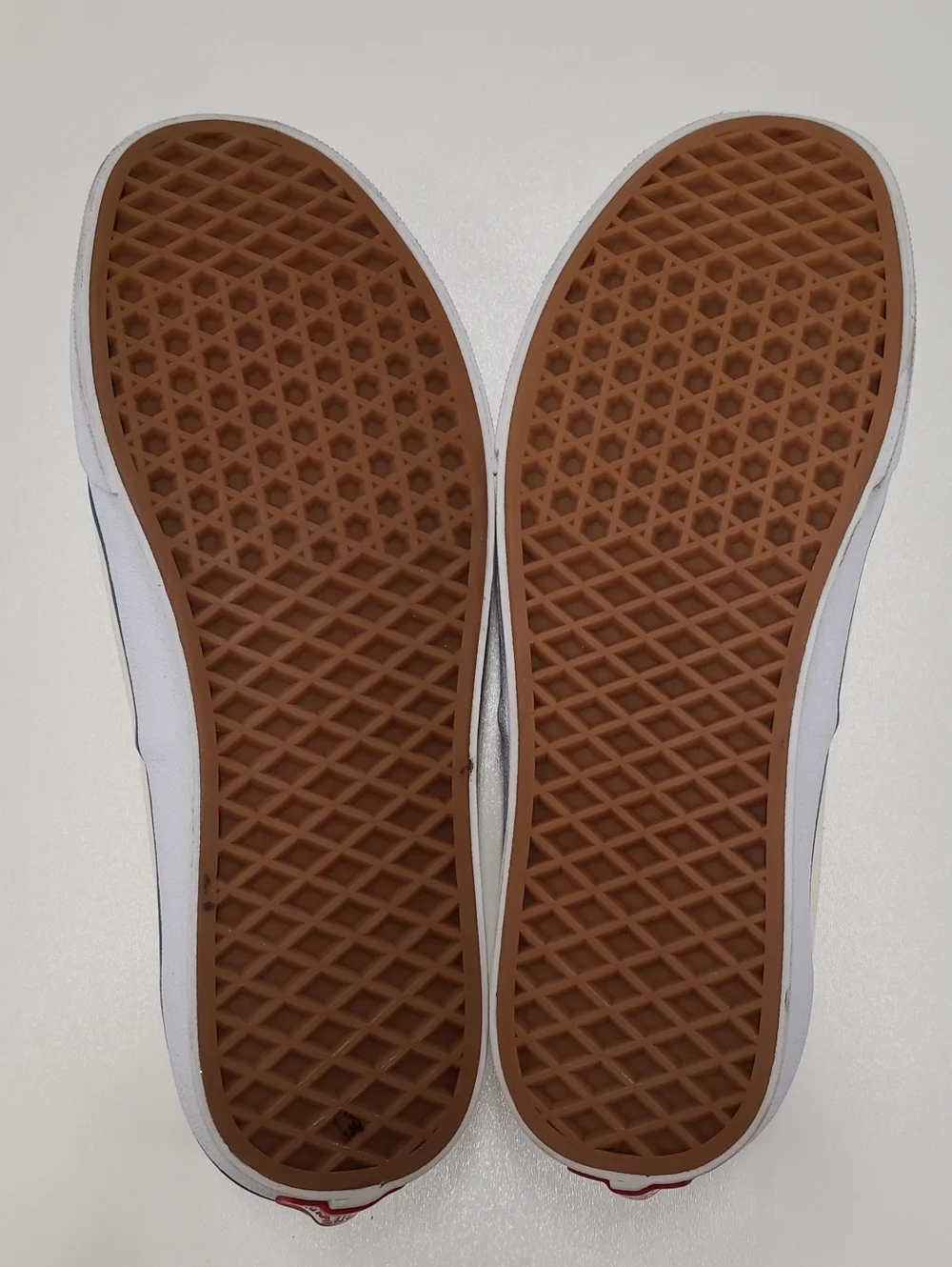 Vans - unisex canvas shoes, size 10 US mens/11.5 US womens, color off-white - Picture 3 of 6